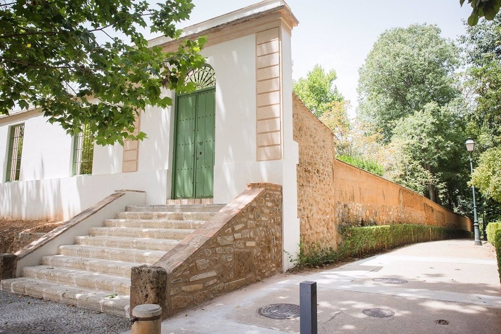 Fachada del Carmen de los Catalanes