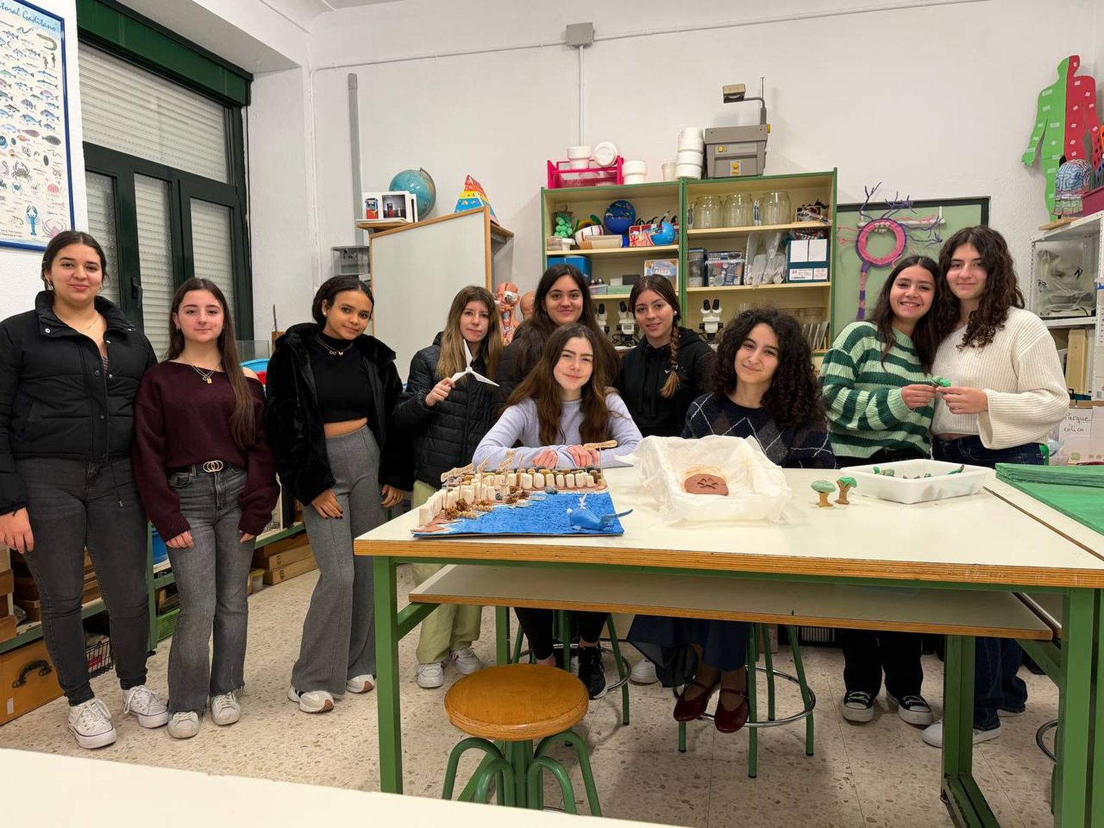 Un grupo de alumnas investigadoras del IES Santo Domingo.