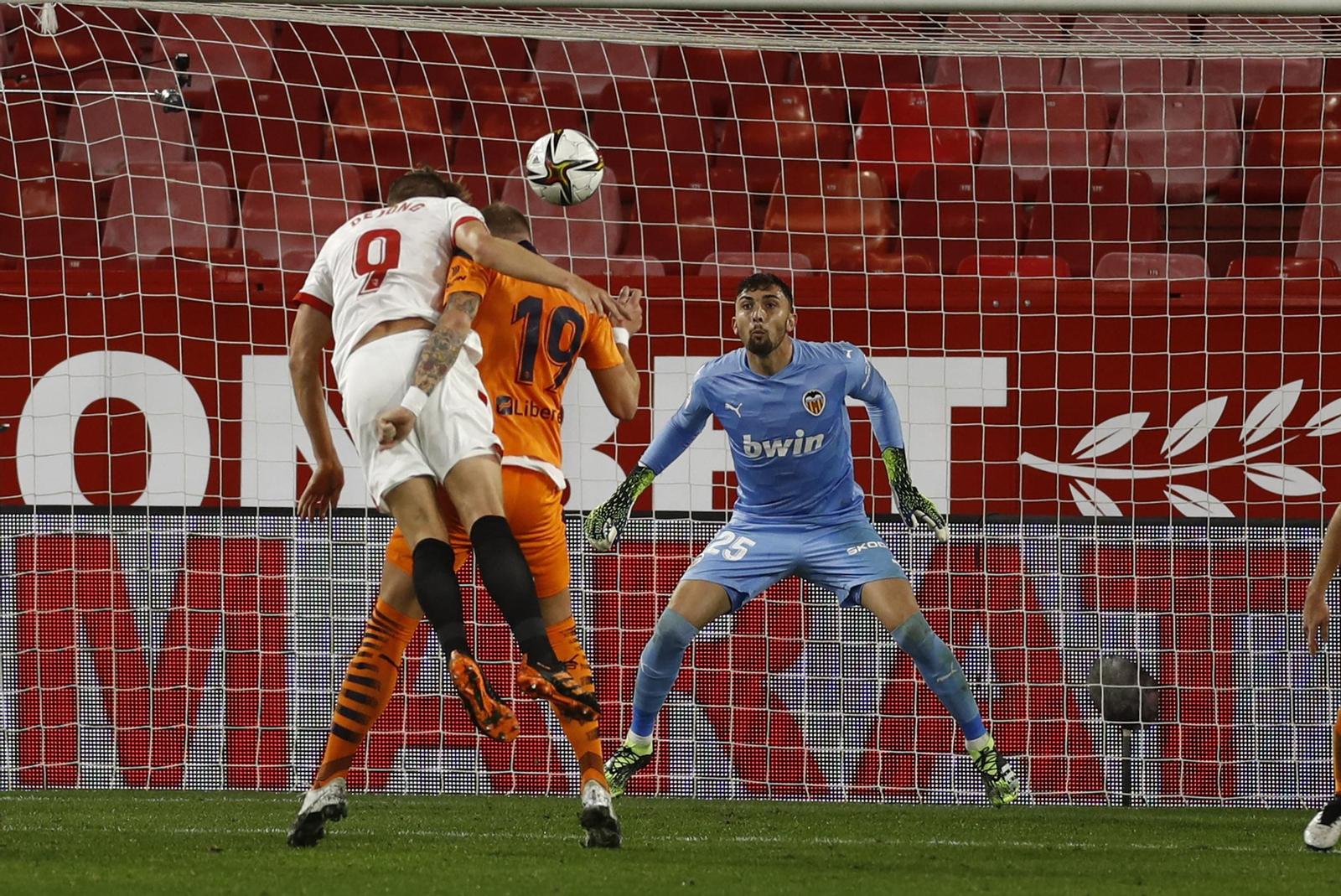 El Sevilla-Valencia de Copa del Rey, en imágenes