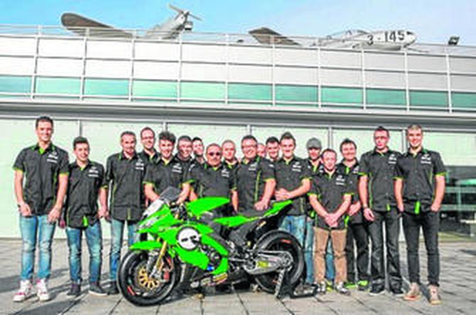 Foto de familia del Pedercini Racing, realizada durante la presentación del martes.