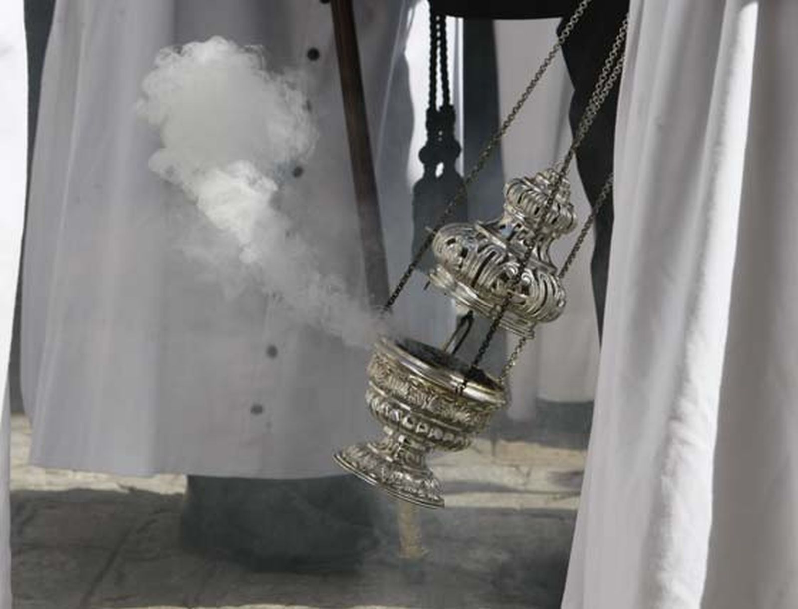 Salida del paso de Jesús Caído y la Virgen de los Desamparados. 

Foto: Julio Gonzalez