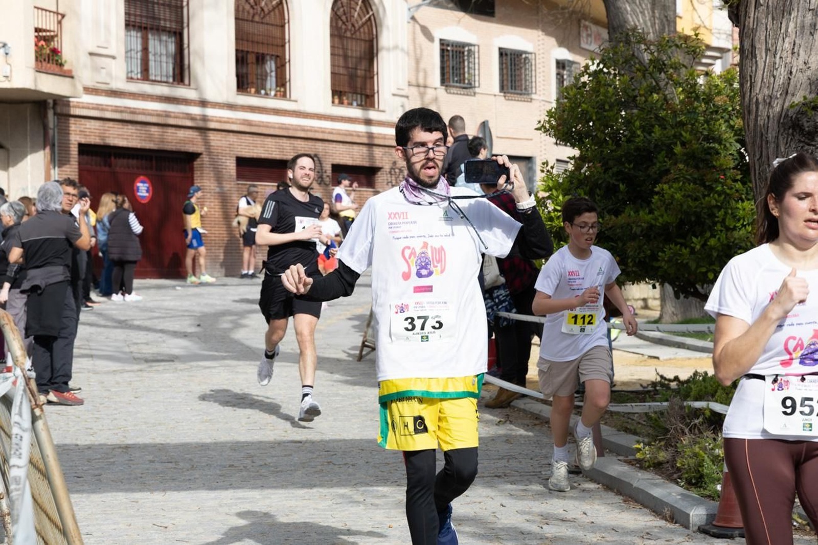 Más de 2.100 participantes corren  para promover la salud en Jaén, en imágenes (2)