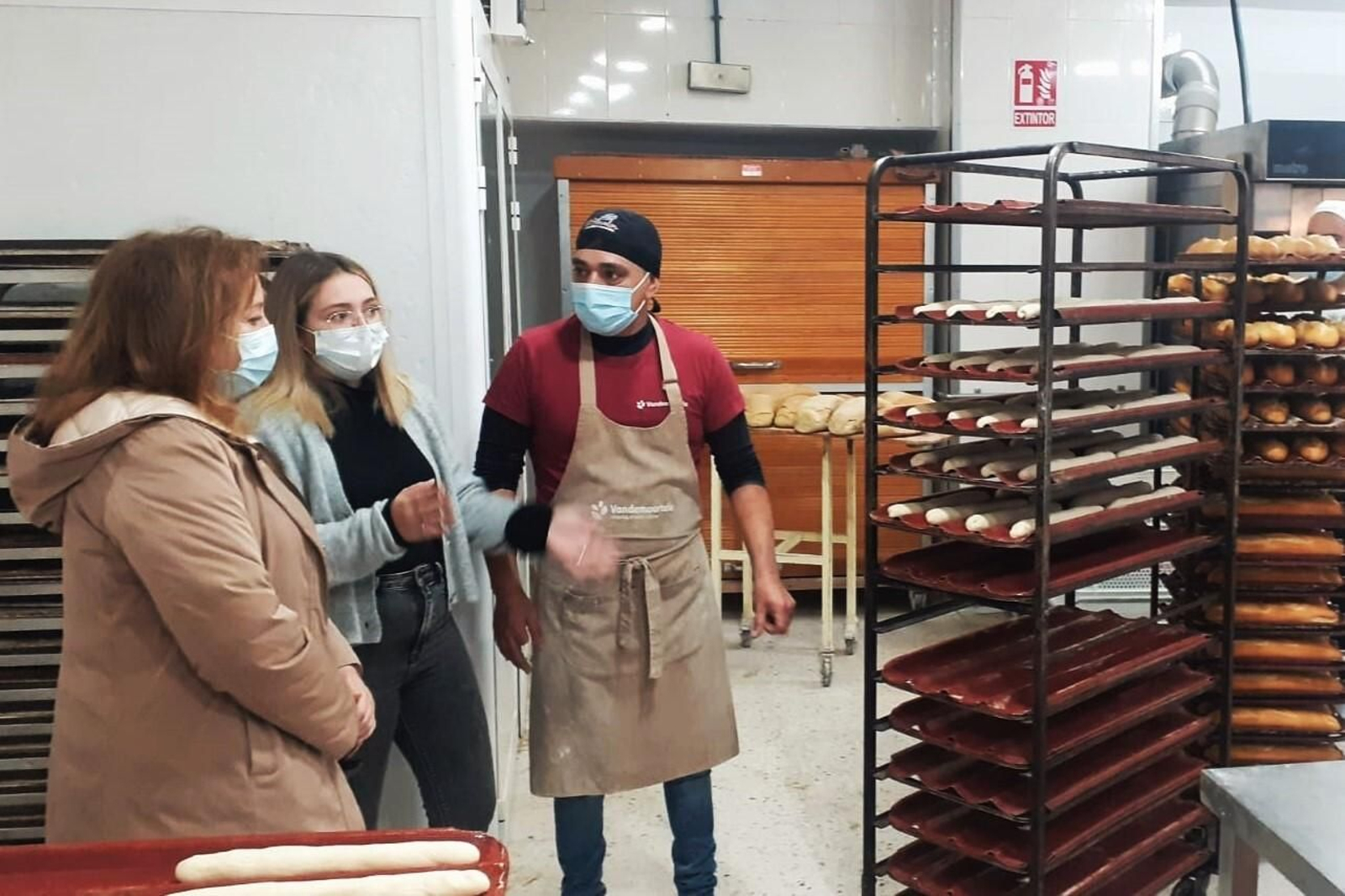 Isabel Gallardo, en el Obrador Jerez de Olivar de Rivero.