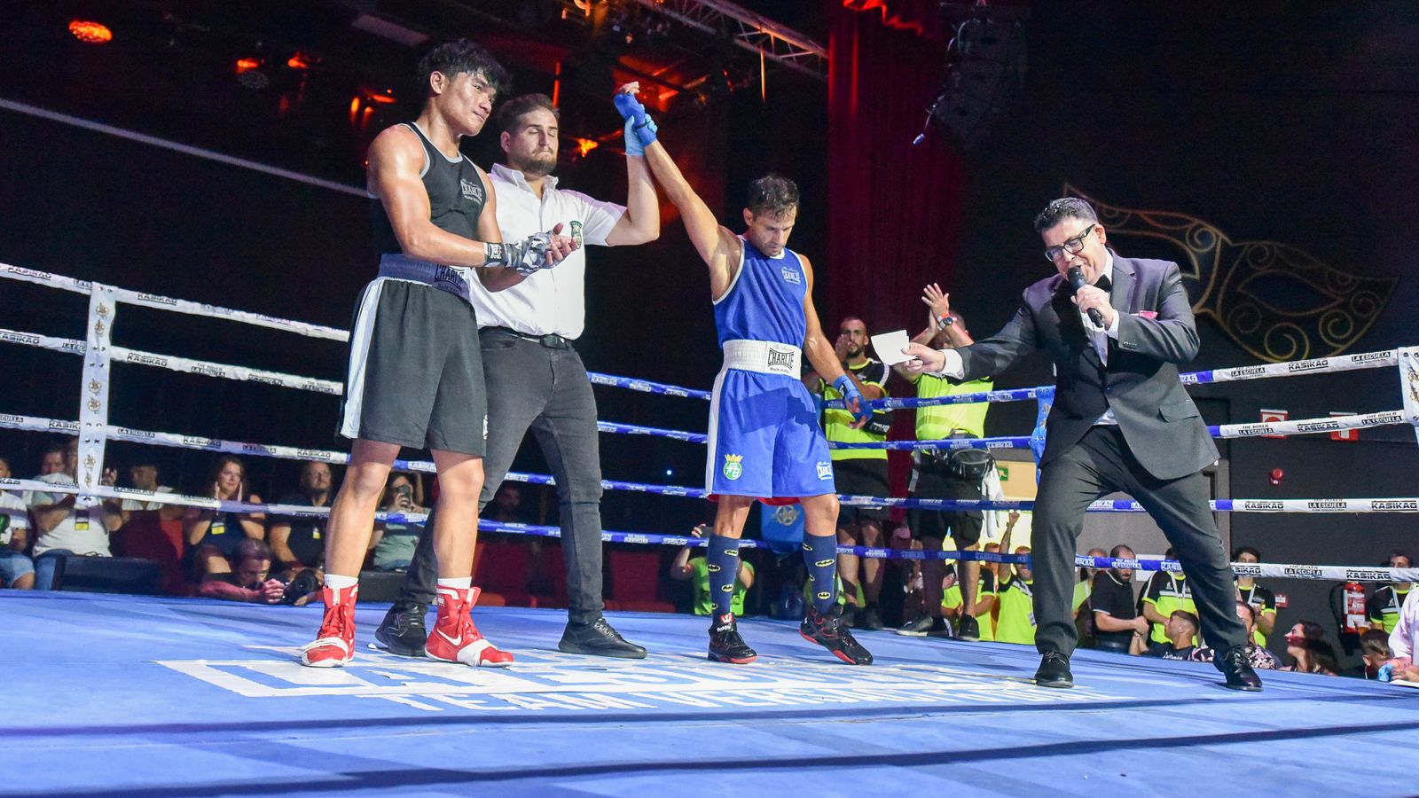 Fotos de la velada de boxeo del Don Príncipe en el casino de San Roque