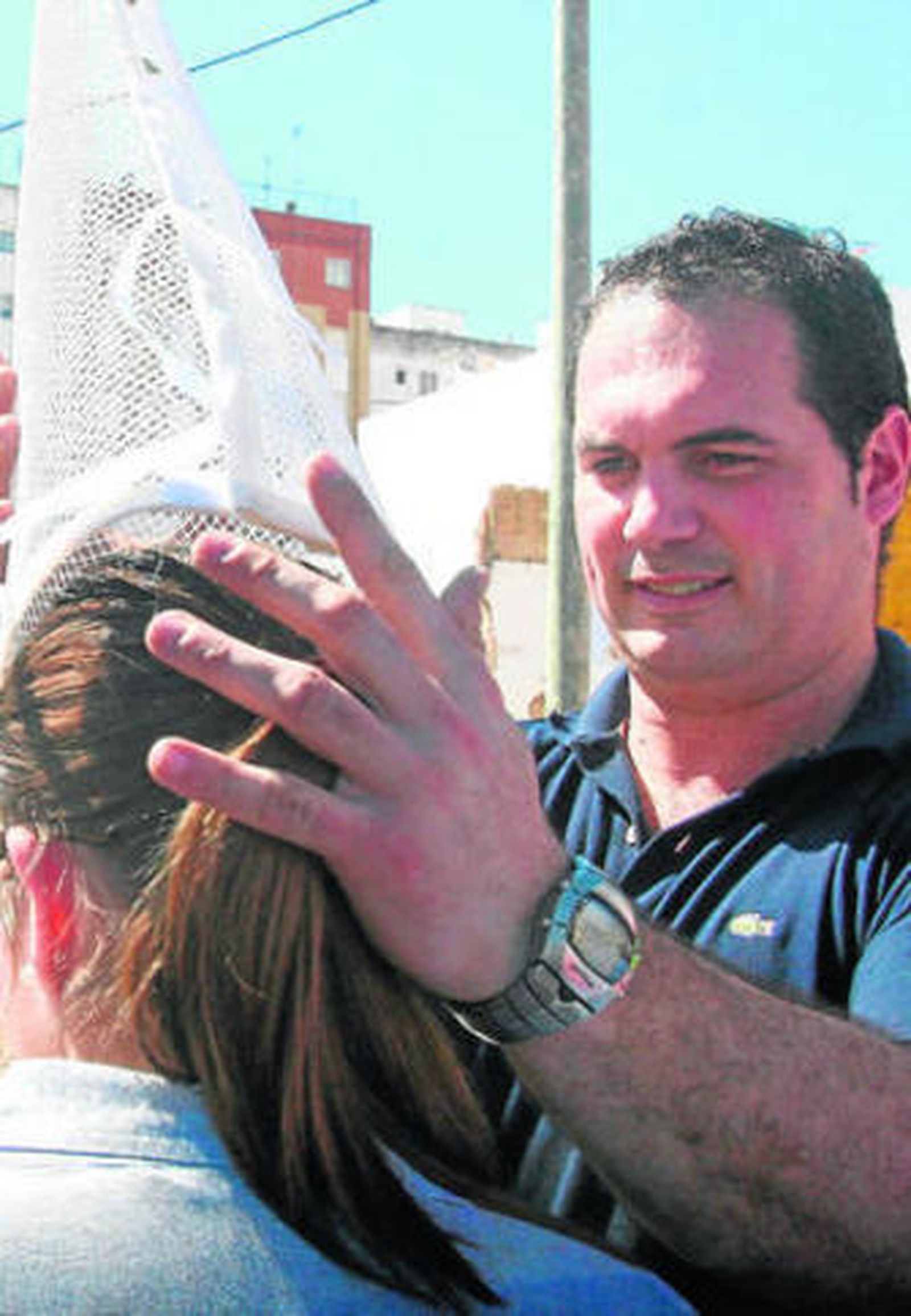 "He hecho capirotes hasta el Viernes Santo por la mañana"