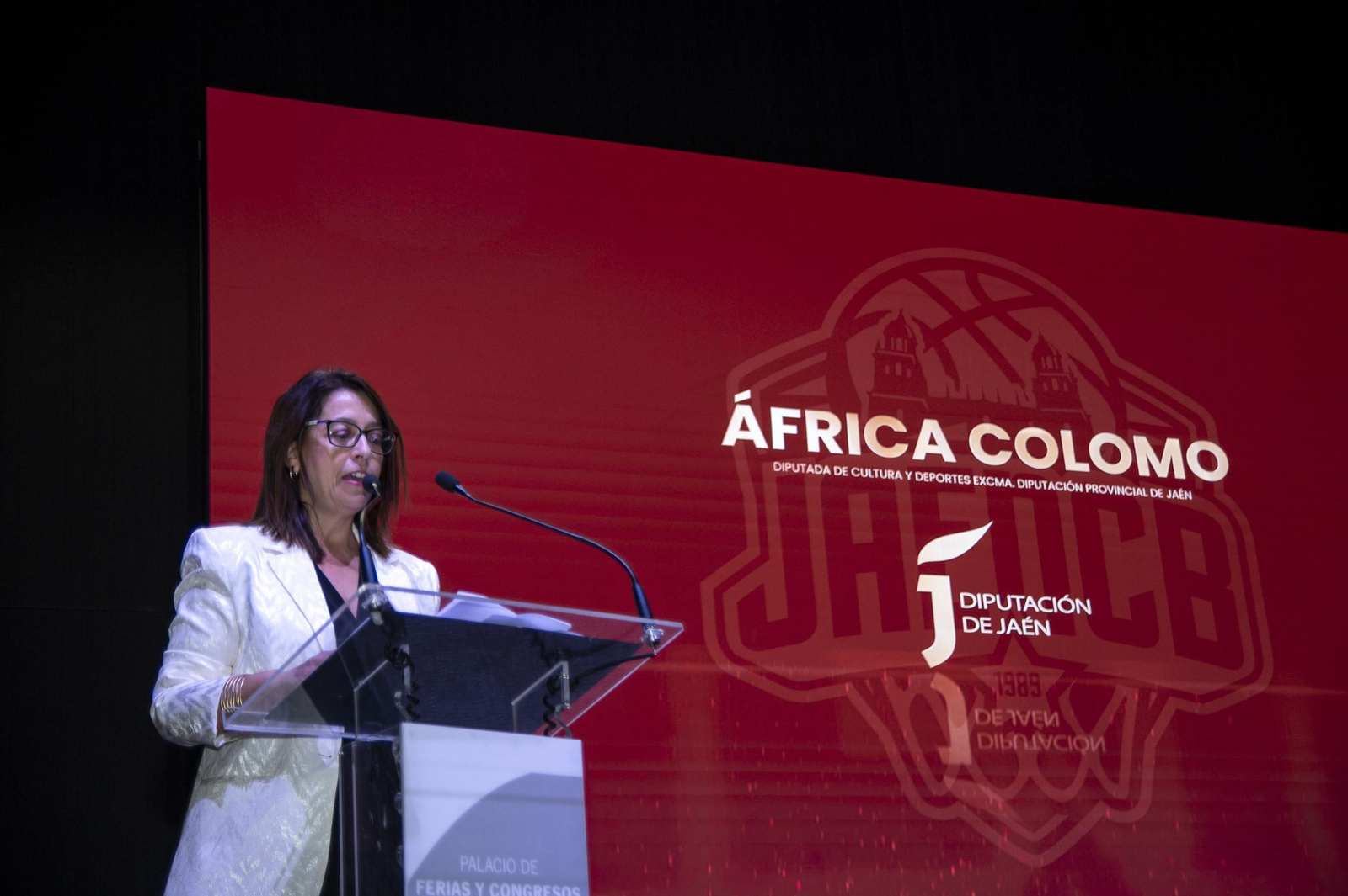 Valores y emoción en la IV Gala de Fomento del Baloncesto del Jaén CB, en imágenes