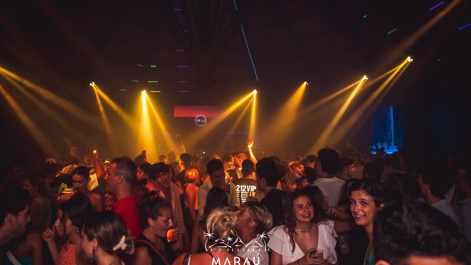 Diversión en las noches de Maraú.