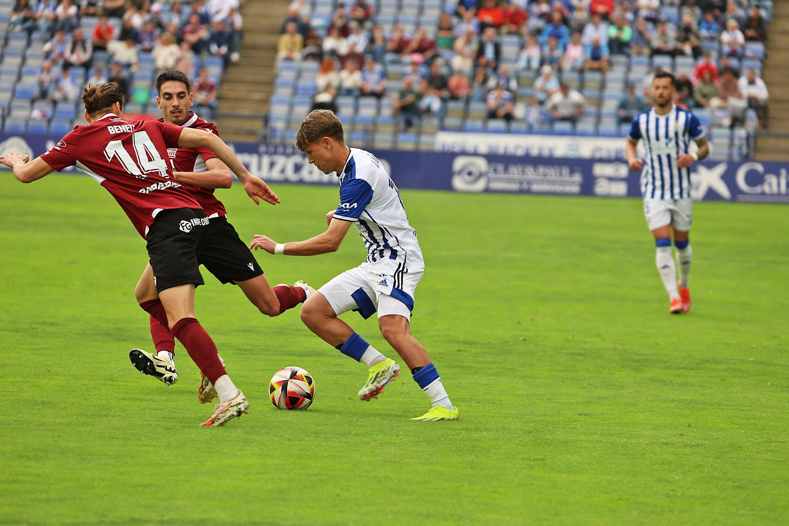 Imágenes del encuentro entre el Recreativo de Huelva y la AD Mérida