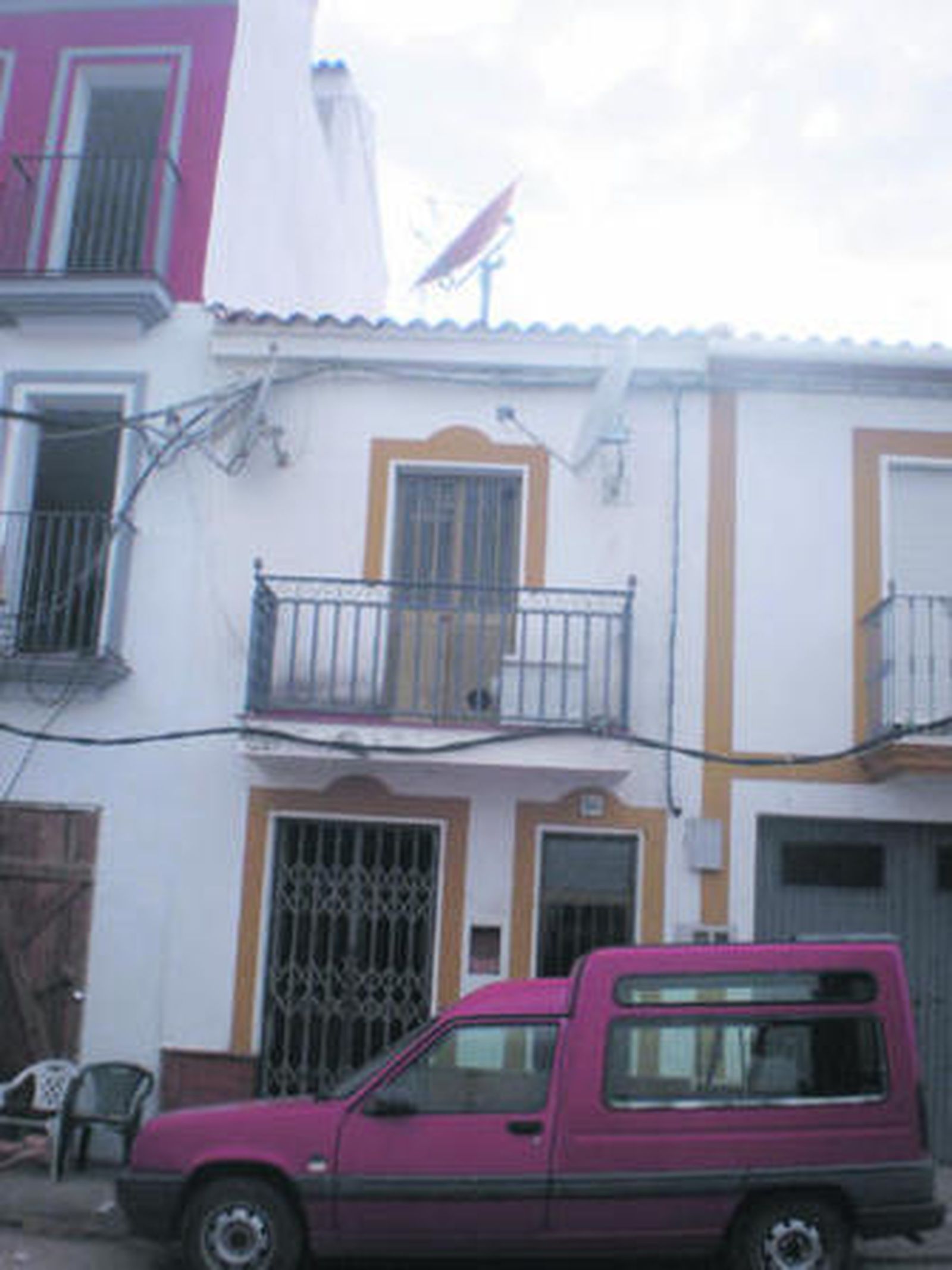 La sede de la televisión local.