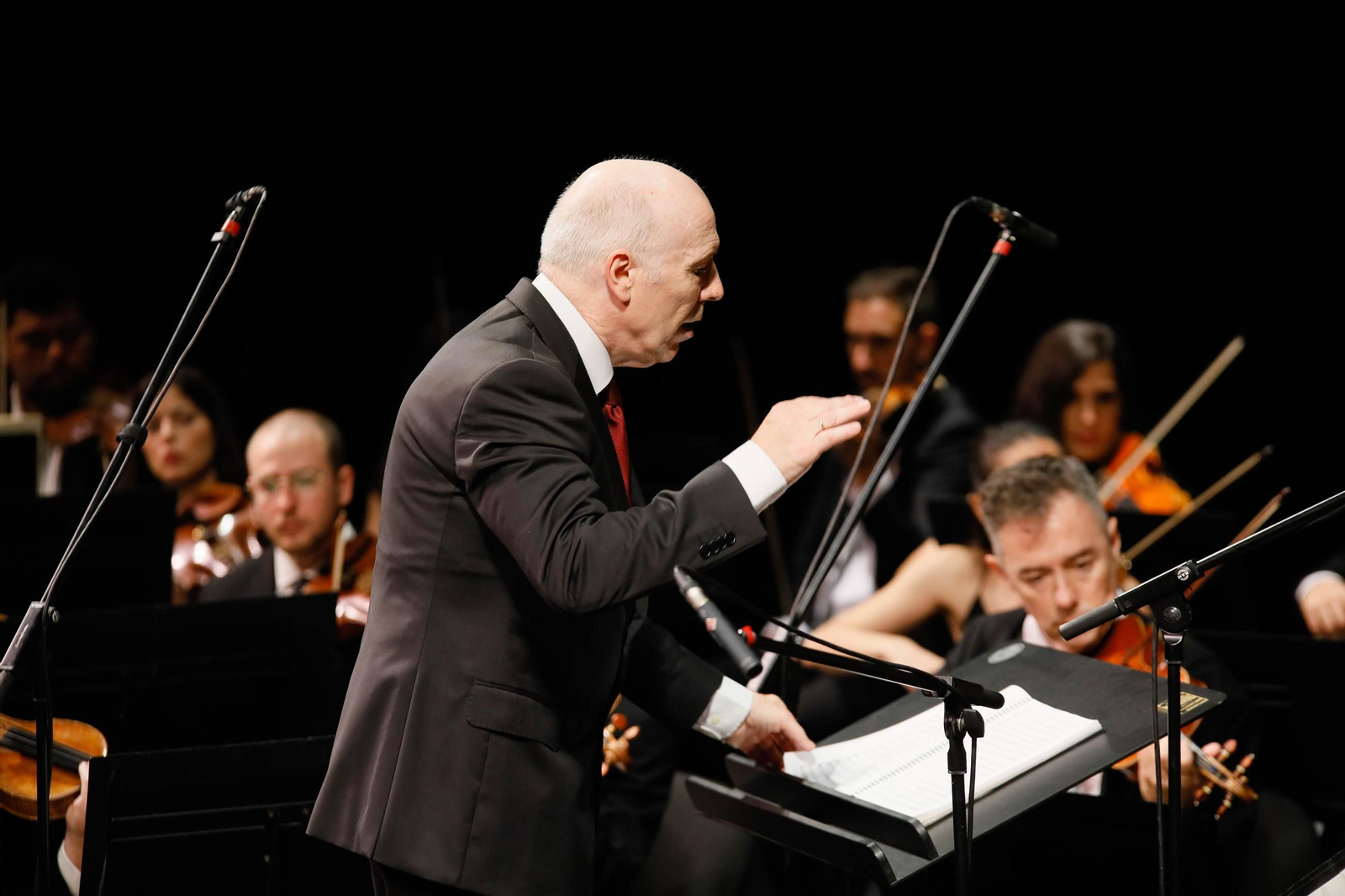 Imágenes de la novena Beethoven interpretado por la OCAL y Orfeón para Cajamar
