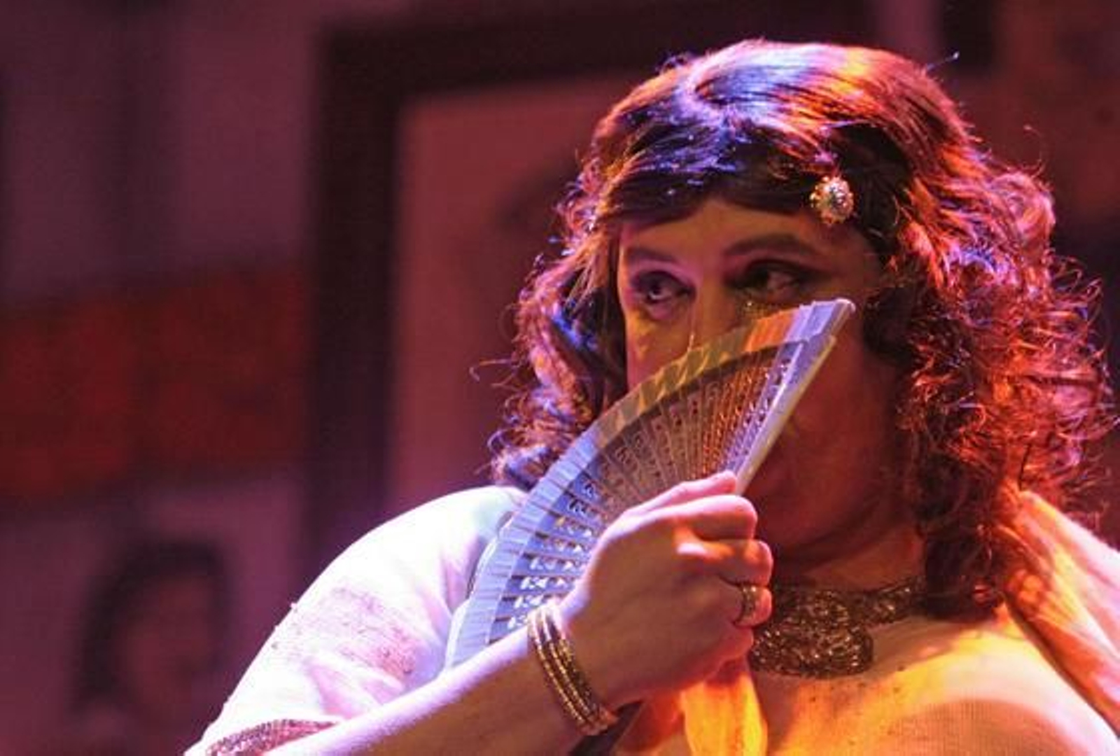 Chirigota 'De nuevo en el mercado'./Erasmo Fenoy

Foto: Erasmo  Fenoy