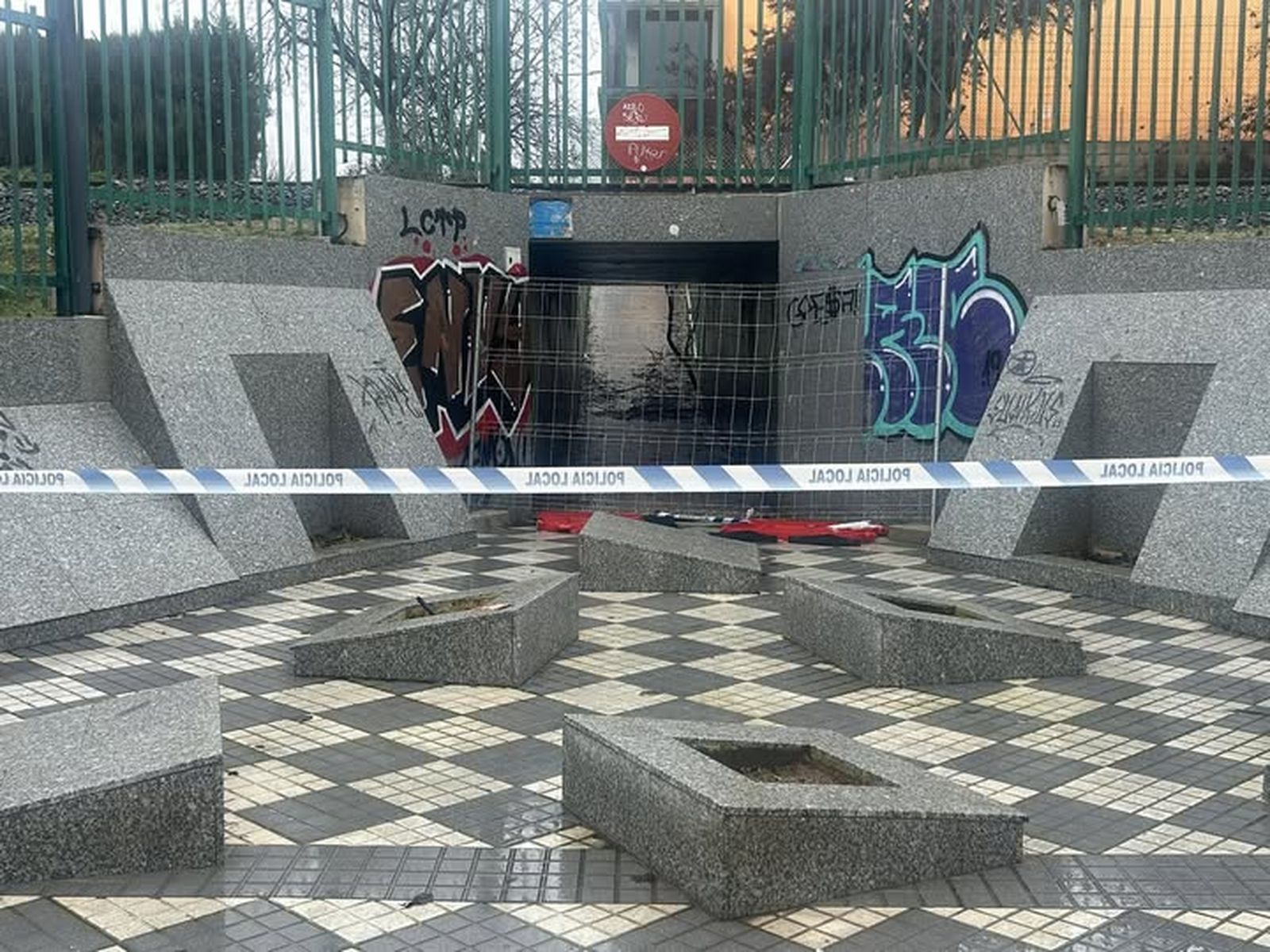 Túnel precintado en Maracena.