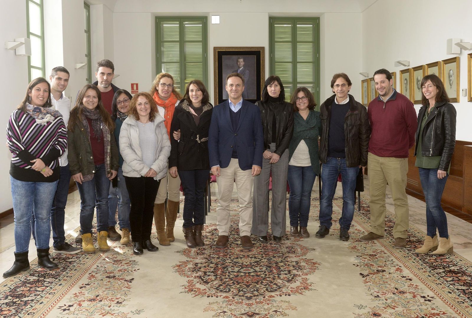 Un momento de la recepción municipal ofrecida ayer a los profesionales que trabajarán en el proyecto del Barrio Alto.