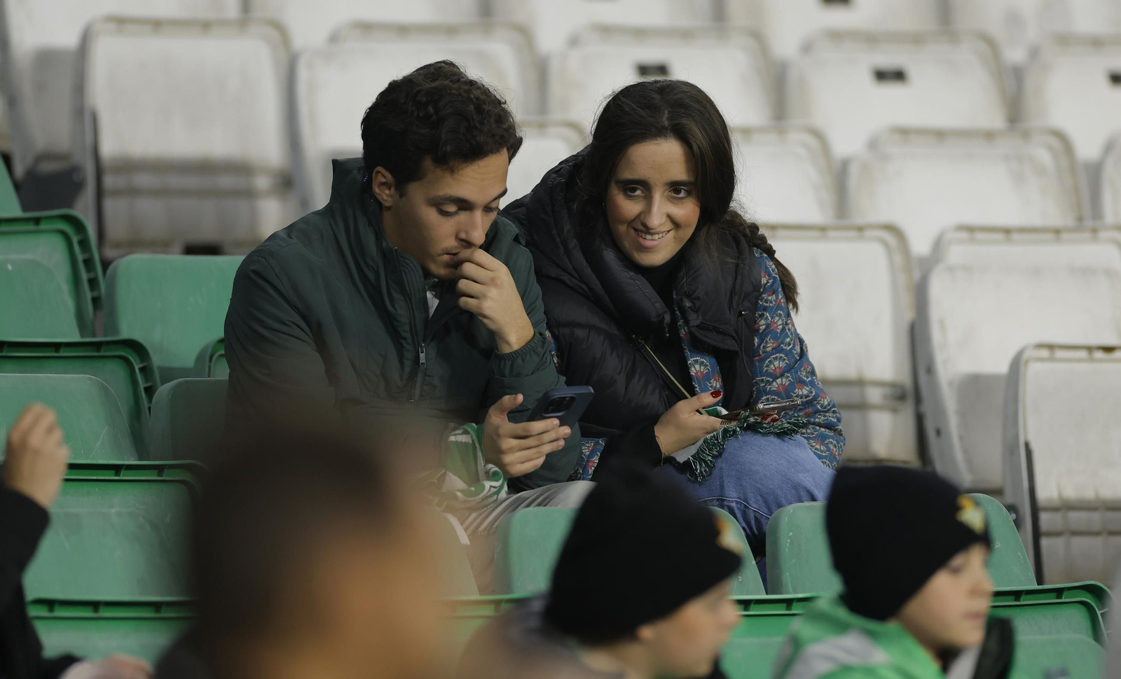 Búscate en las fotos del Betis - Helsinki