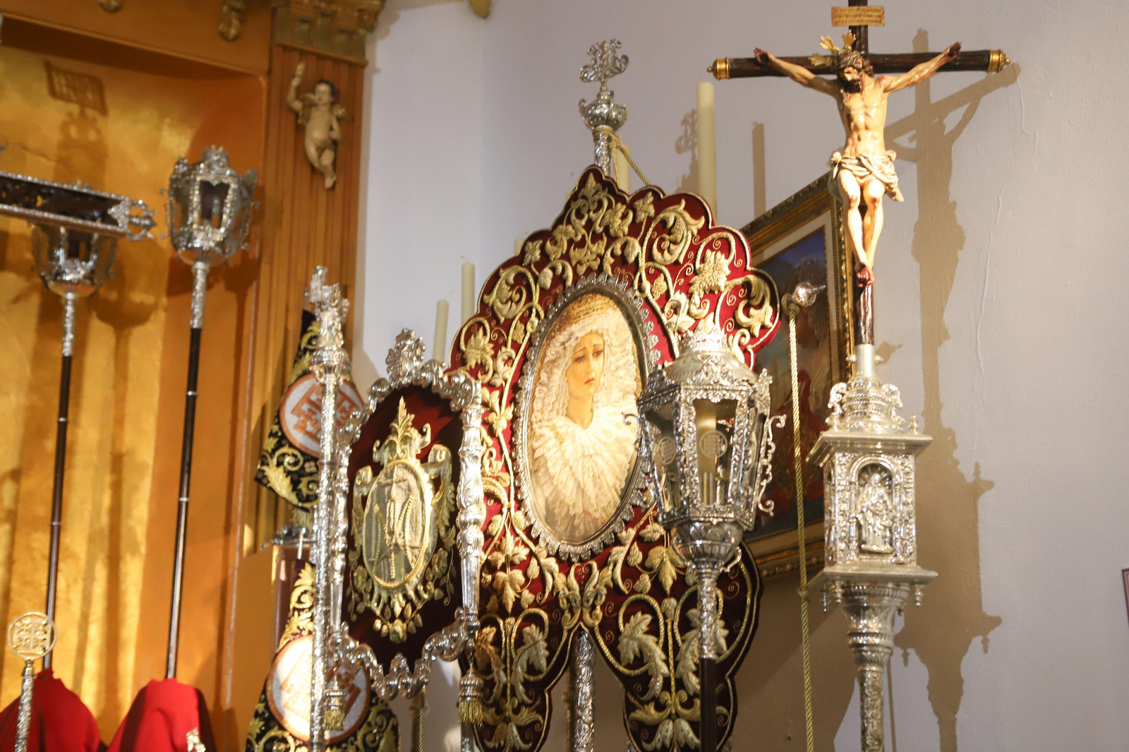 Fotos de los preparativos de la Semana Santa en Algeciras