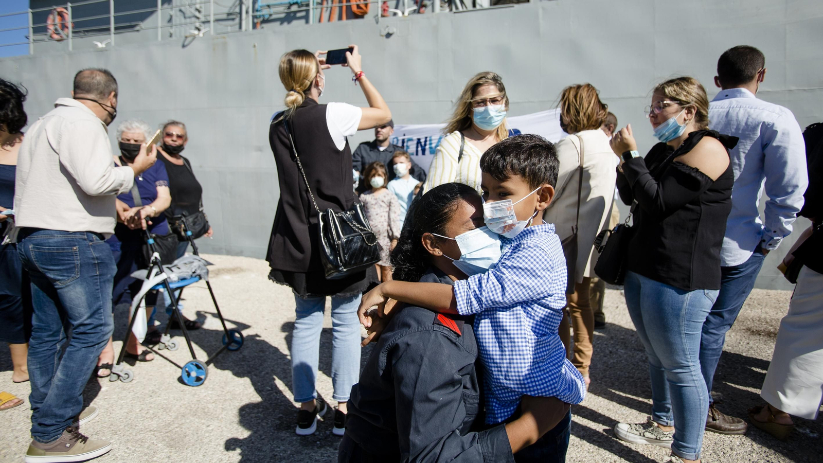 Las imágenes de la llegada del patrullero "Vigía" a la base de Puntales.