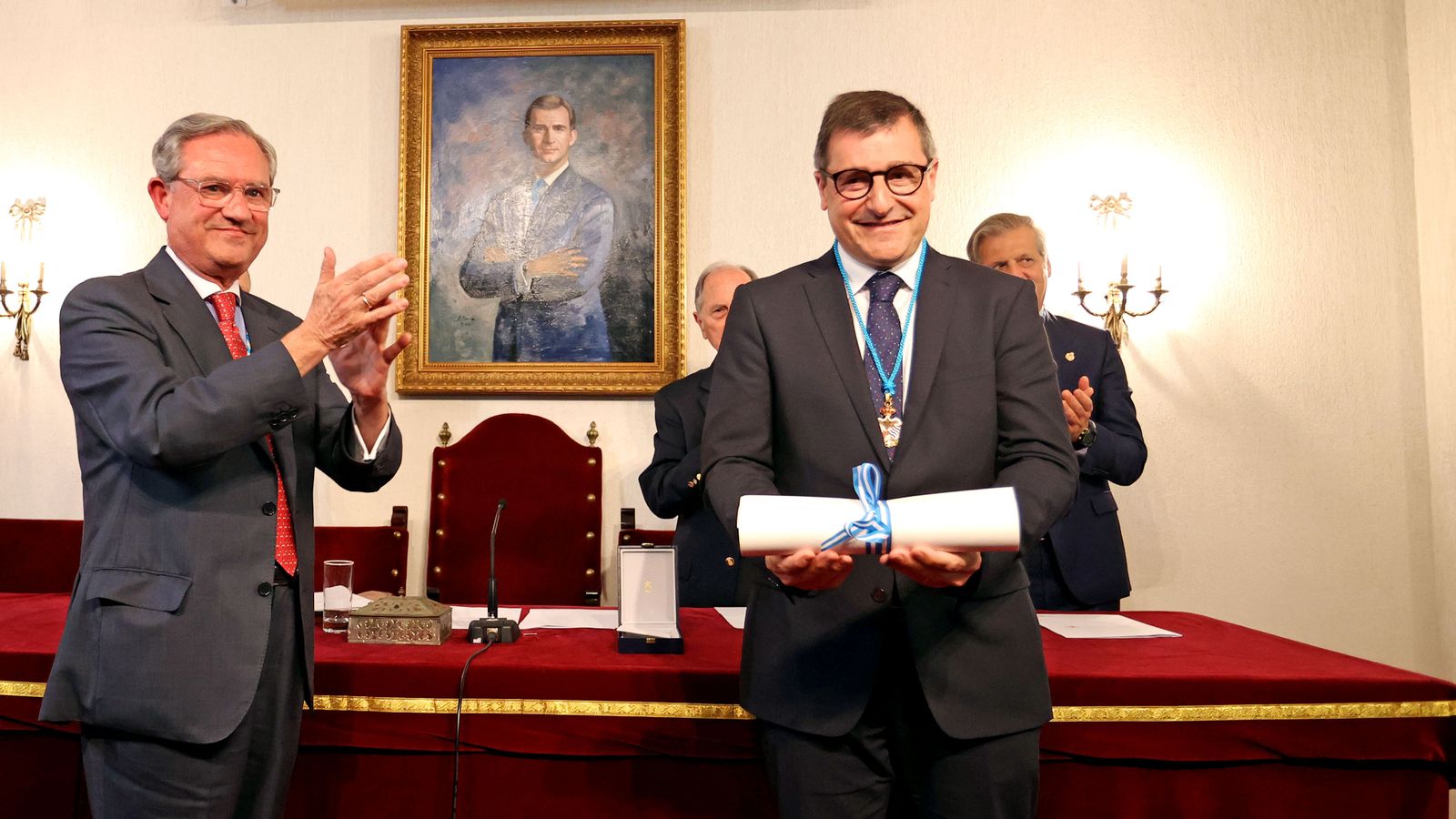 Josep Roca, tras su nombramiento en la Real Academia de San Dionisio.