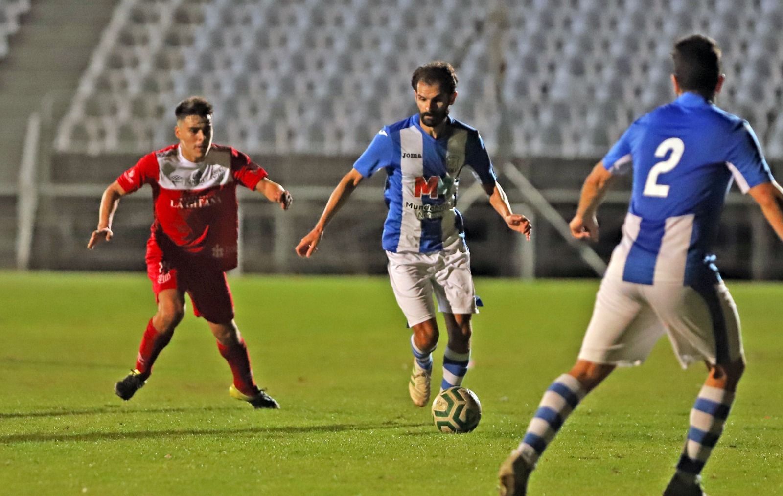 Luis Castillo ha comunicado al Jerez Industrial que no continua.
