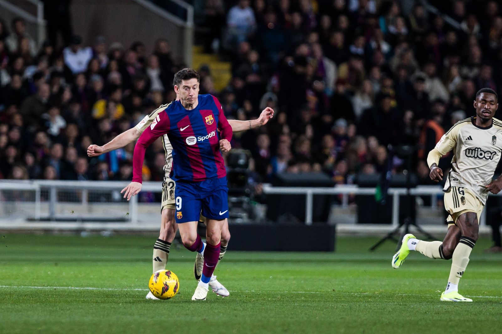 Las imágenes del Barcelona-Granada CF