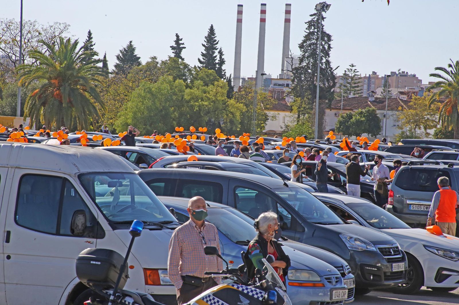 Caravana de coches contra la ley Celaá en Jerez