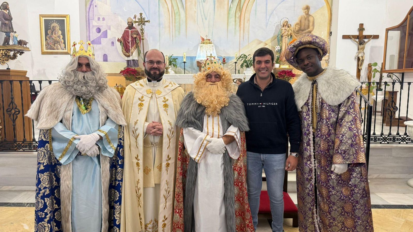 Los Reyes Magos con el alcalde de Mojácar, Francisco García Cerdá.