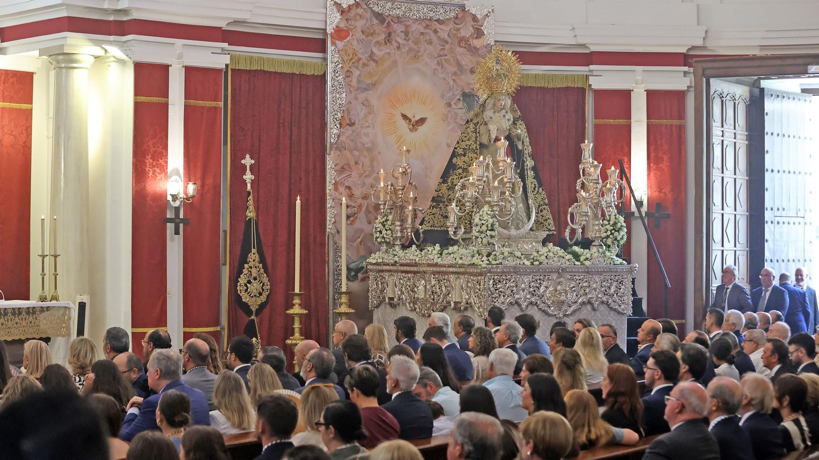 Medalla de Oro de Jerez a la Virgen de la Coronación