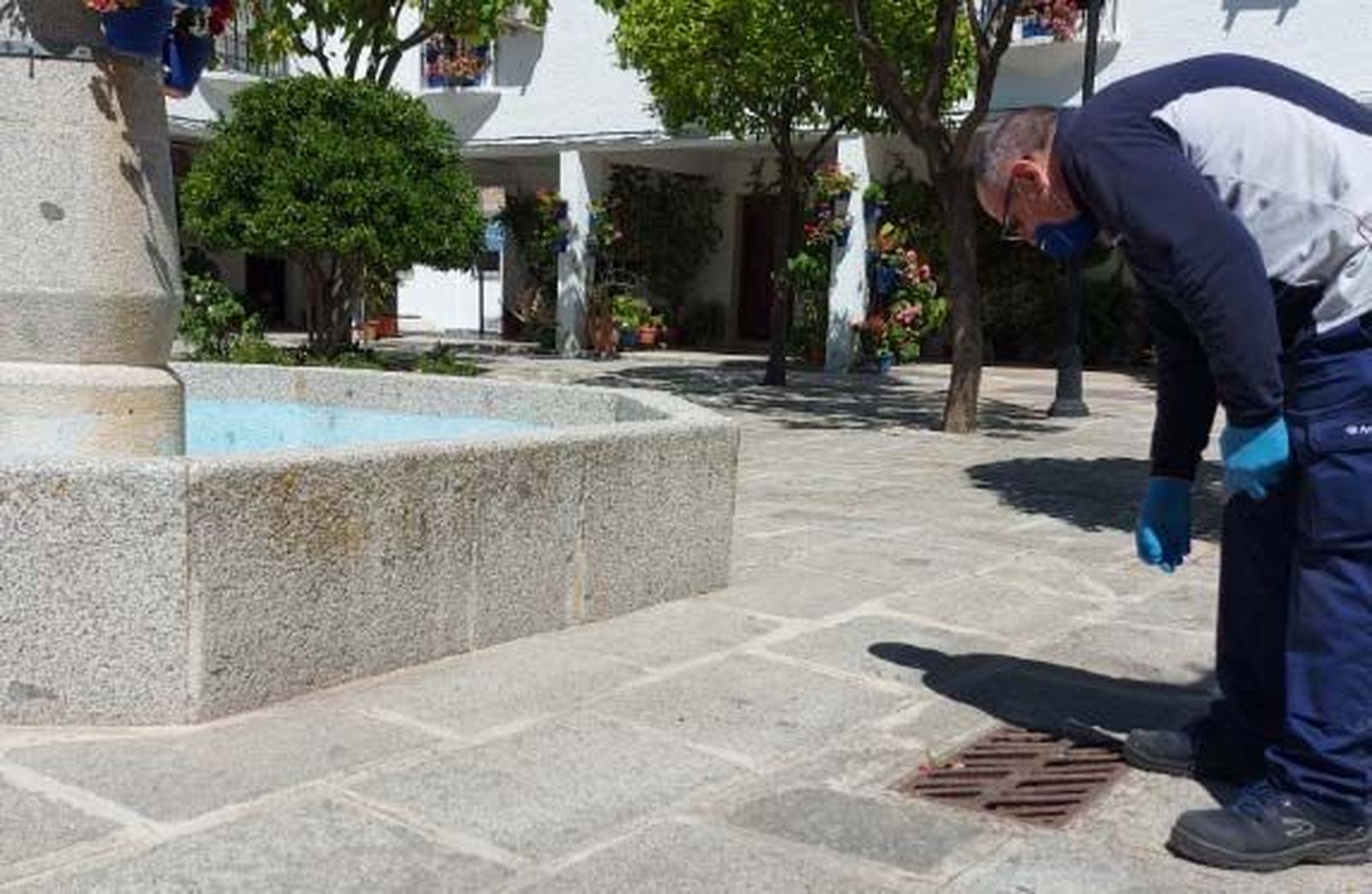 Tratamiento contra los mosquitos en Puente Genil.