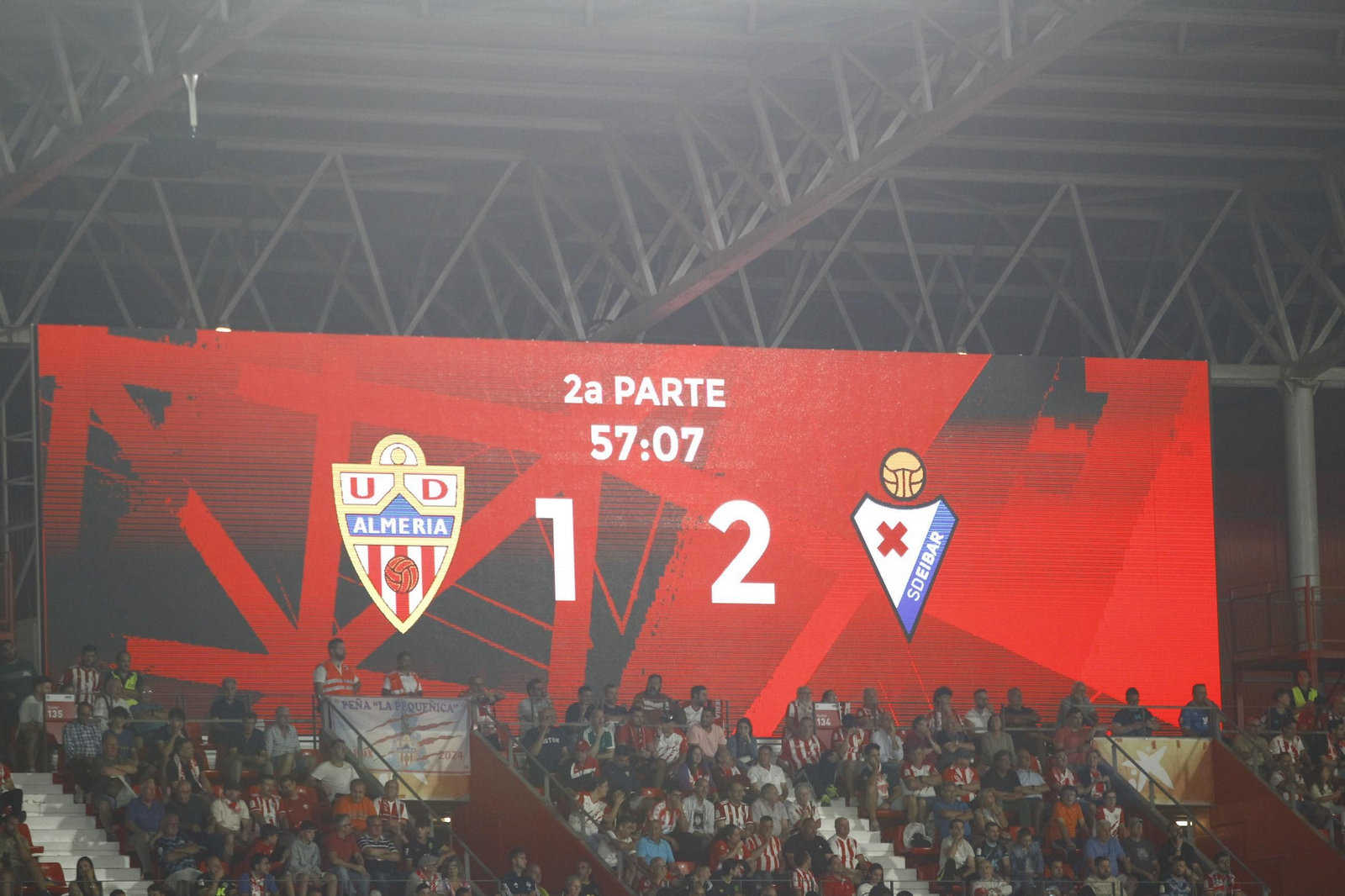 Las imágenes del partido de fútbol U.D. Almería-S.D. Eibar