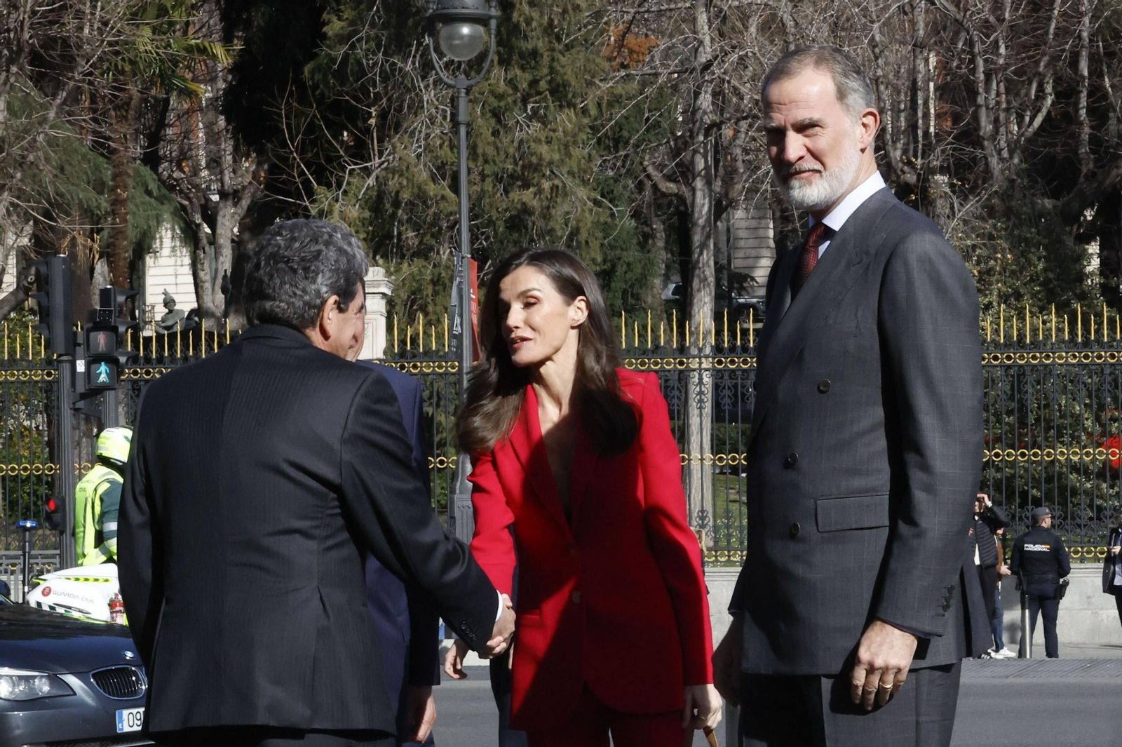 Las fotos de la visita de los Reyes a la exposición con los retratos de Annie Leibovitz