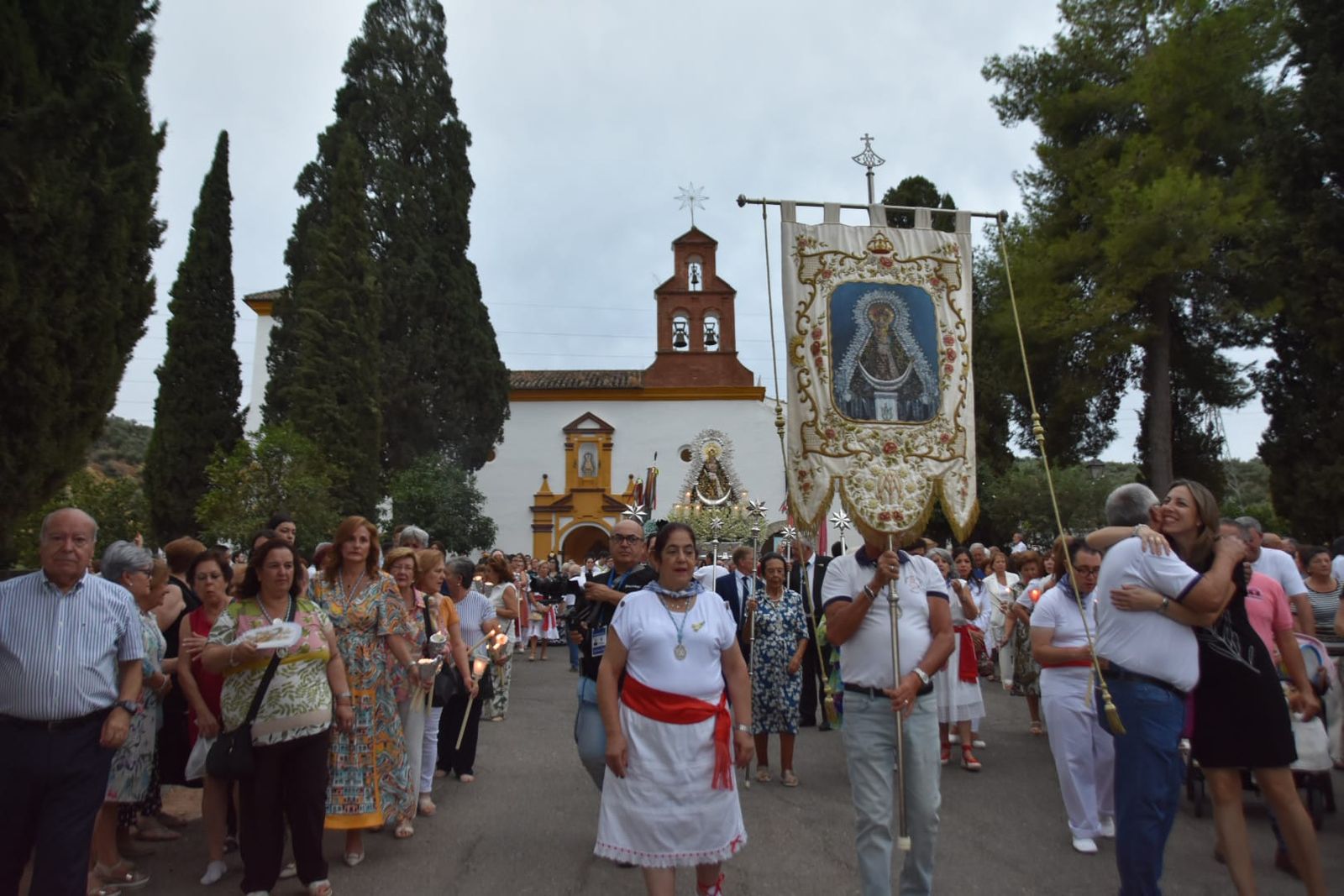 La procesión de la Virgen de la Estrella en Villa del Río, en imágenes