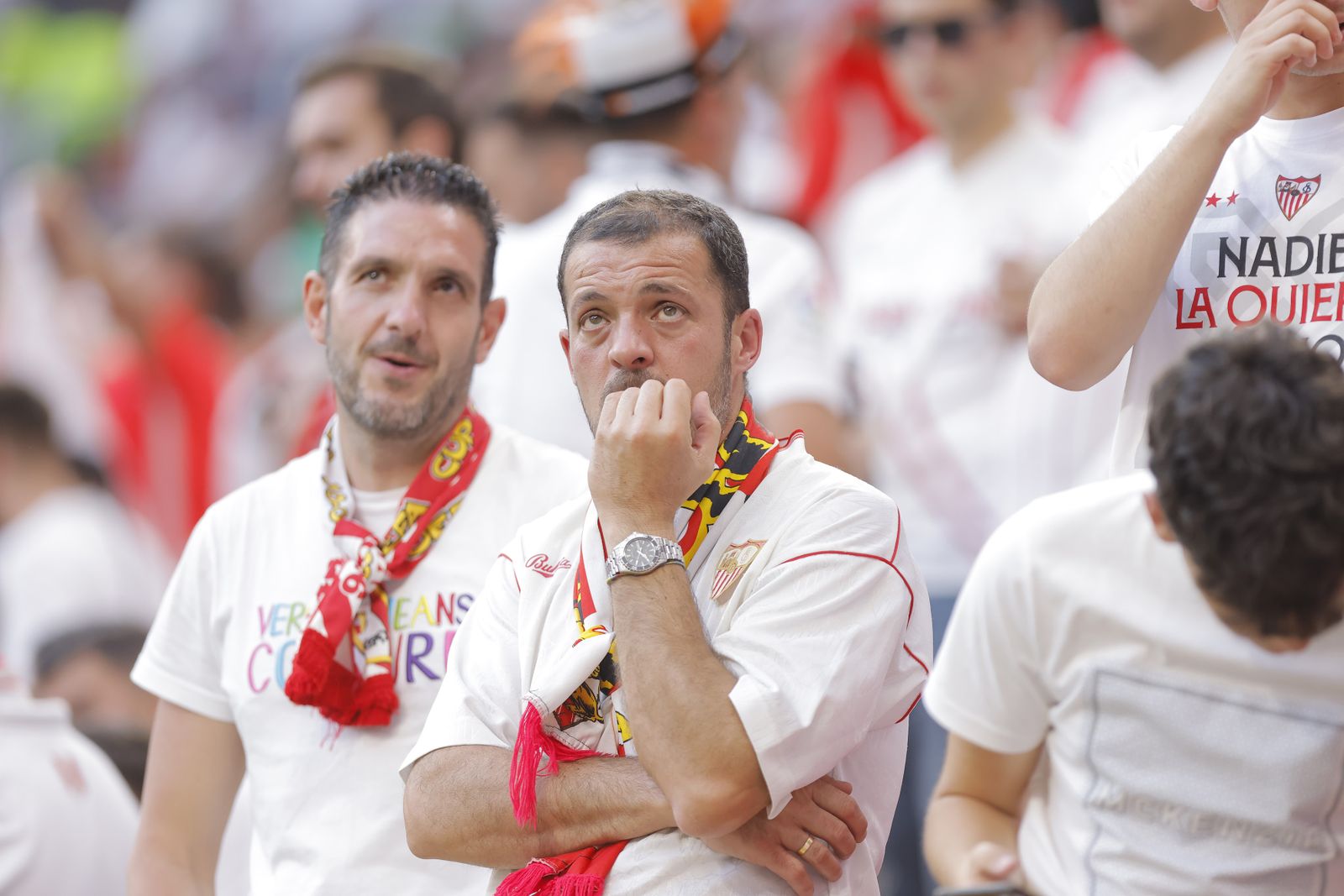 Búscate en las fotos del Sevilla-Roma