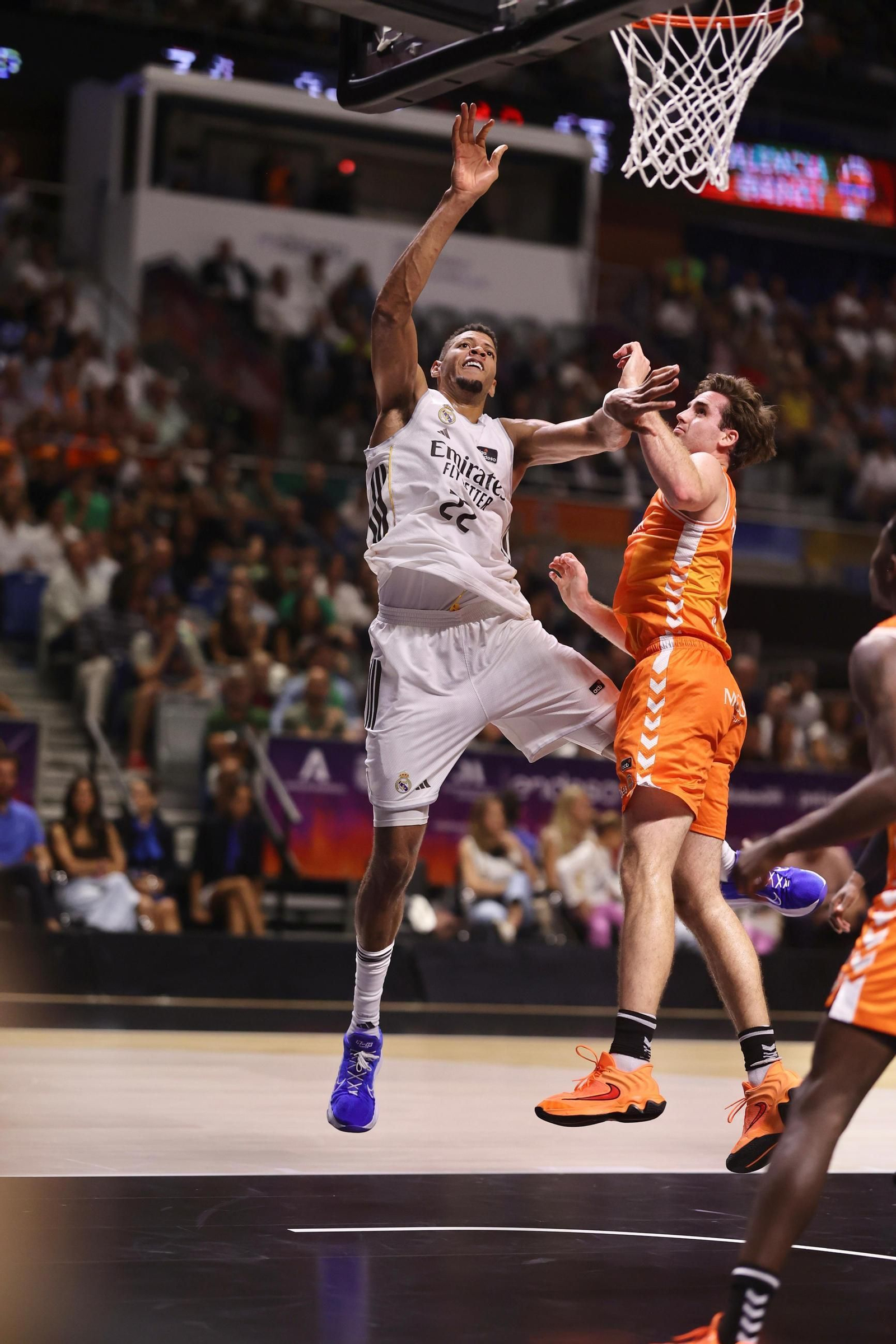 Las fotos del Real Madrid-Valencia Basket, final de la Supercopa