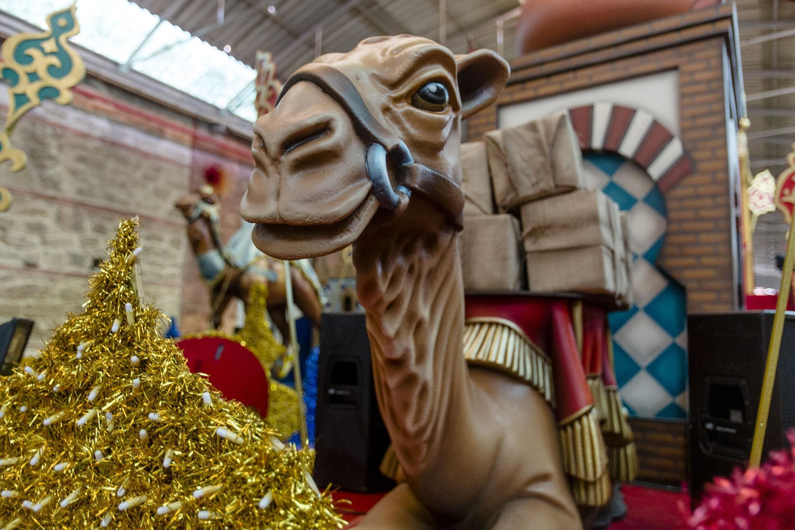 Reyes Magos en Cádiz: Imágenes de las carrozas  de la Cabalgata
