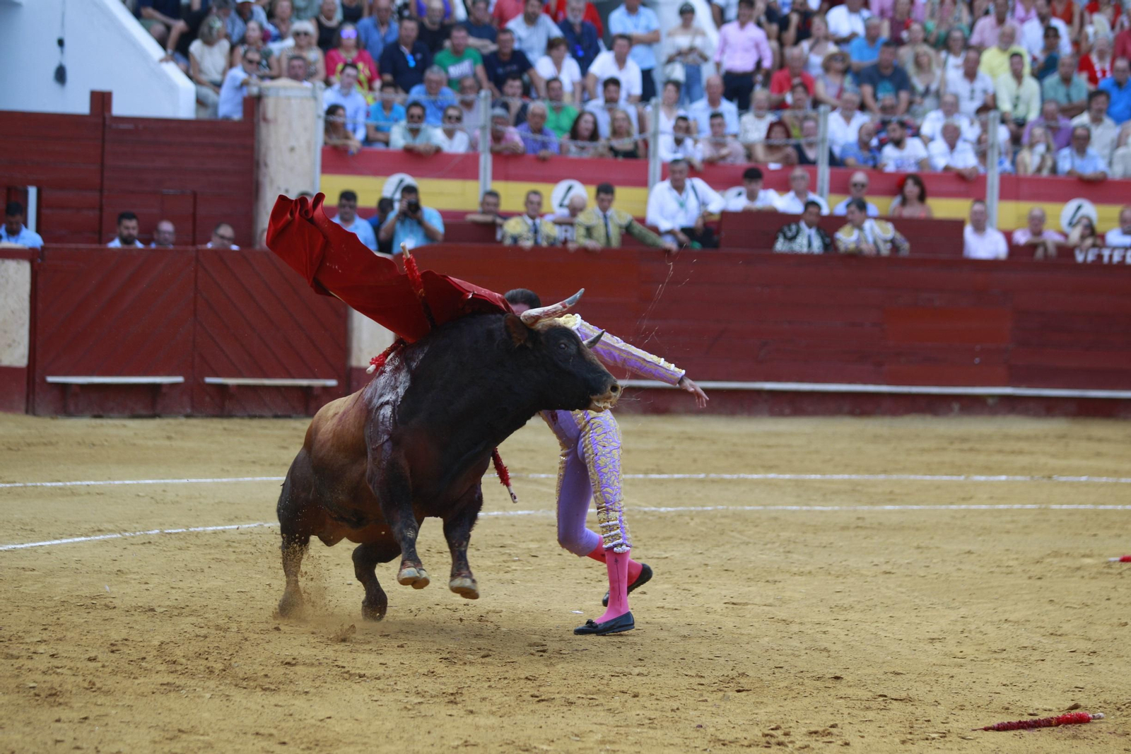 La despedida del torero Enrique Ponce de la Feria de Almería 2024, en imágenes