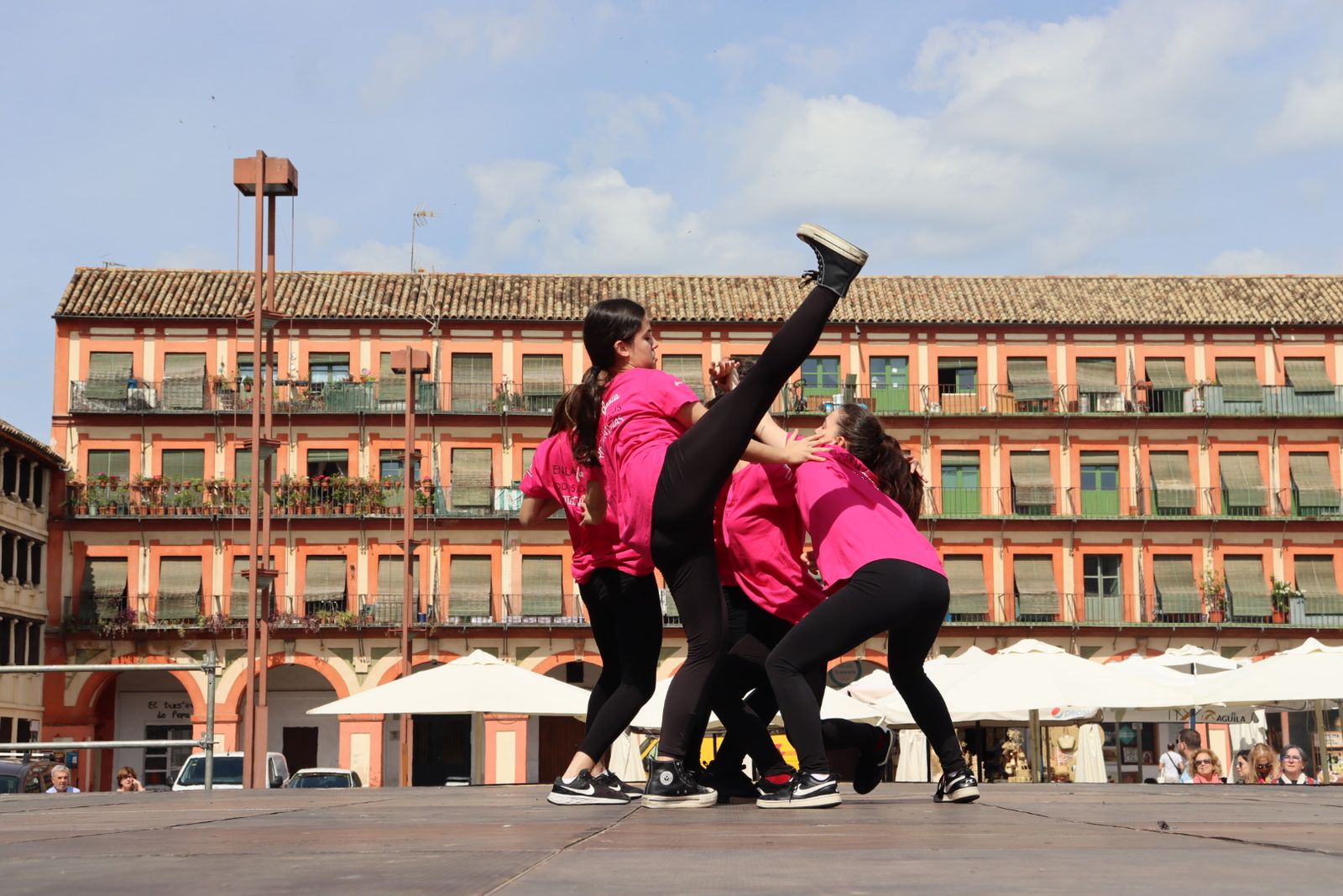 Un momento del 'flashmob' en La Corredera.