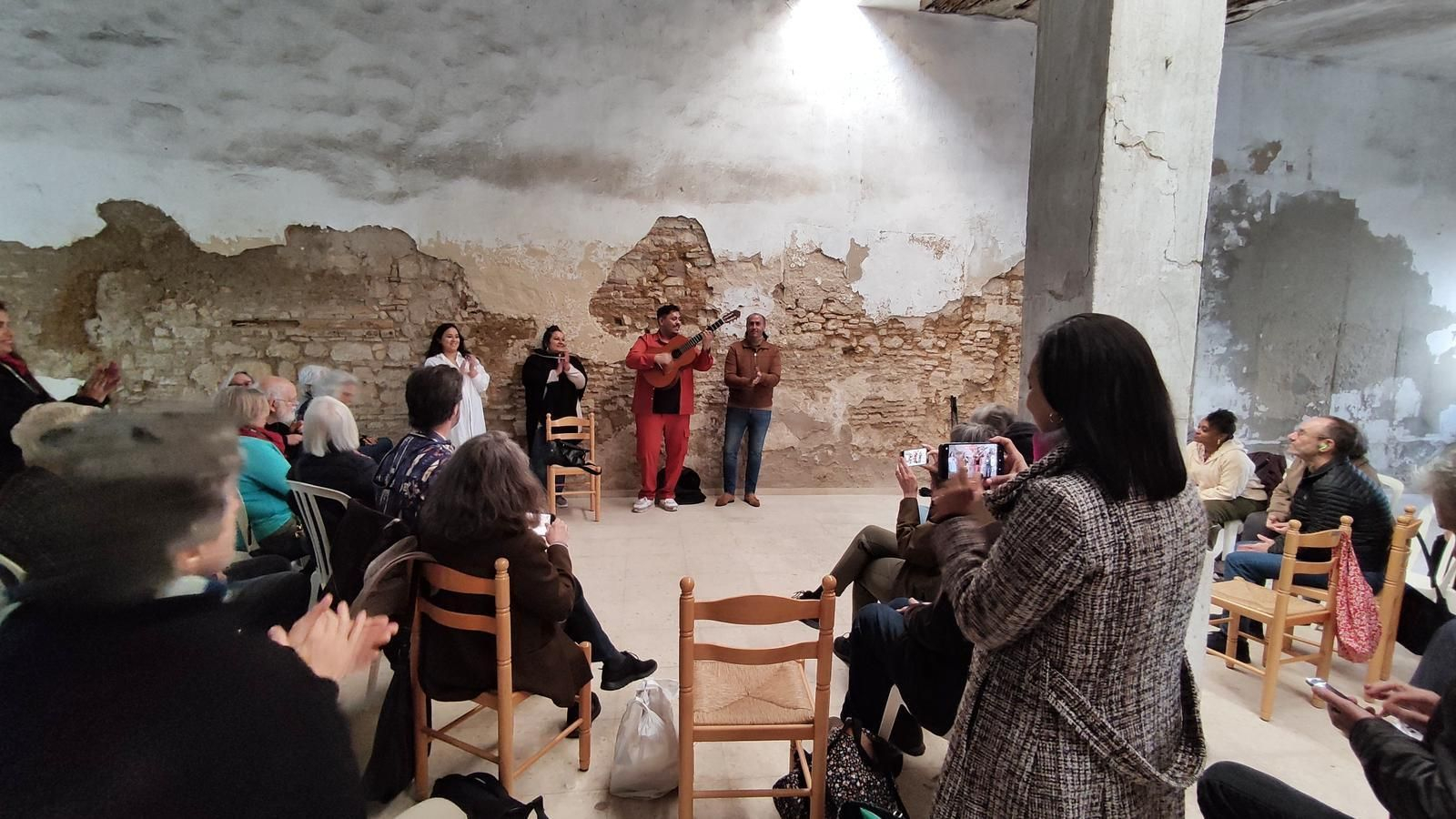 Visitantes norteamericanos disfrutan del Festival de Jerez