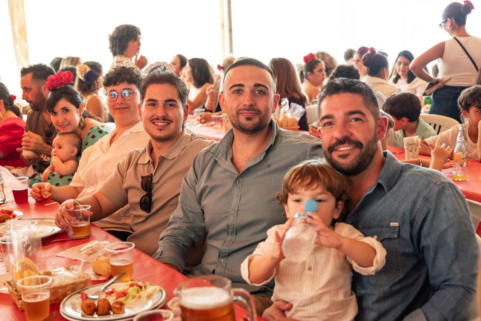 Los jiennenses disfrutan del primer sábado de Feria de San Lucas