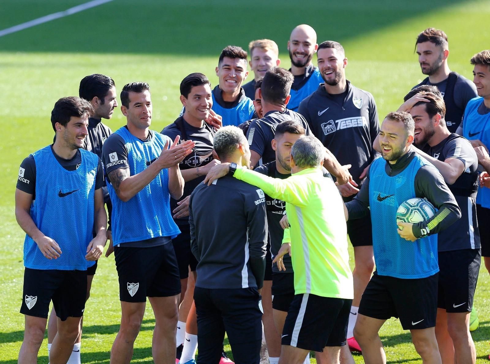 Fotos de alegría en el entrenamiento del Málaga