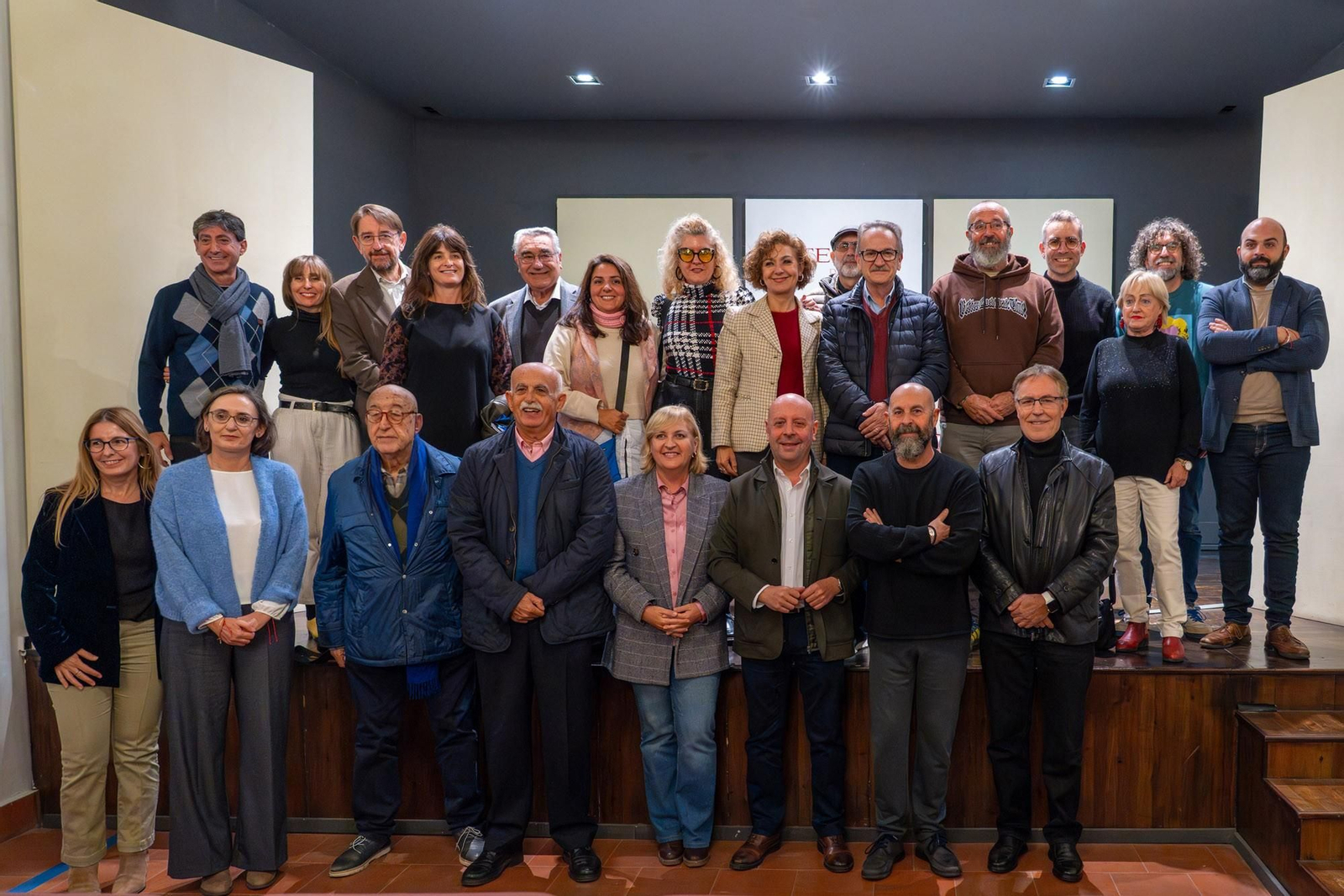 La nueva junta directiva de El Ateneo.