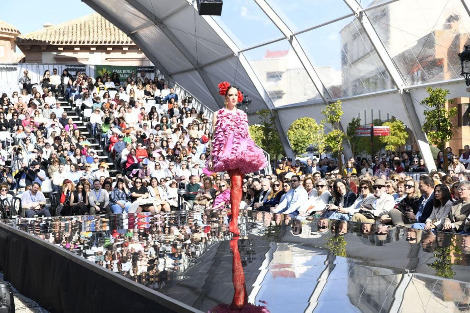 Lo mejor de Andújar Flamenca, moda de alta costura, en imágenes