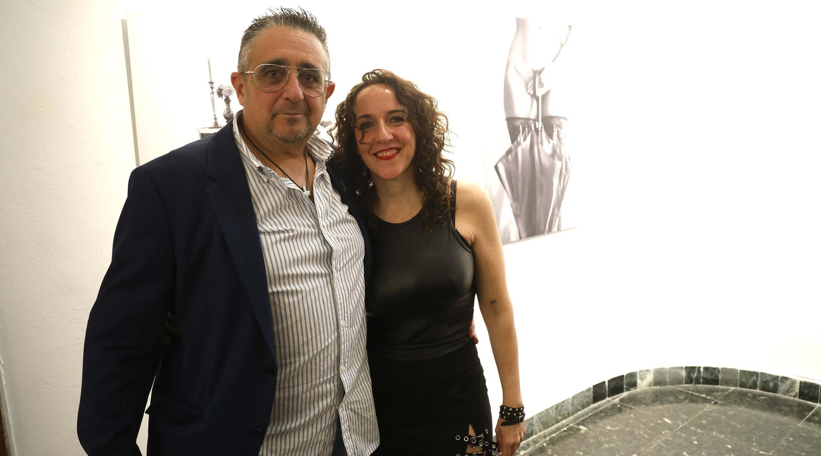 Fotos de la inauguración de Sex-upone en La Línea