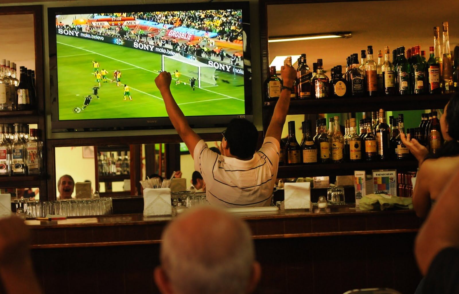 Bares de Granada perfectos para ver el clásico futbolero de este sábado