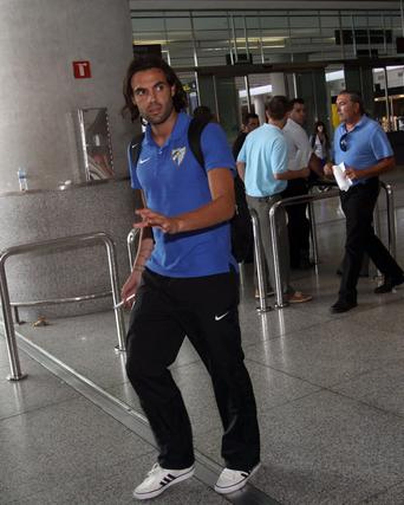 Llegada del club al aeropuerto de Málaga 

Foto: Migue Fernández