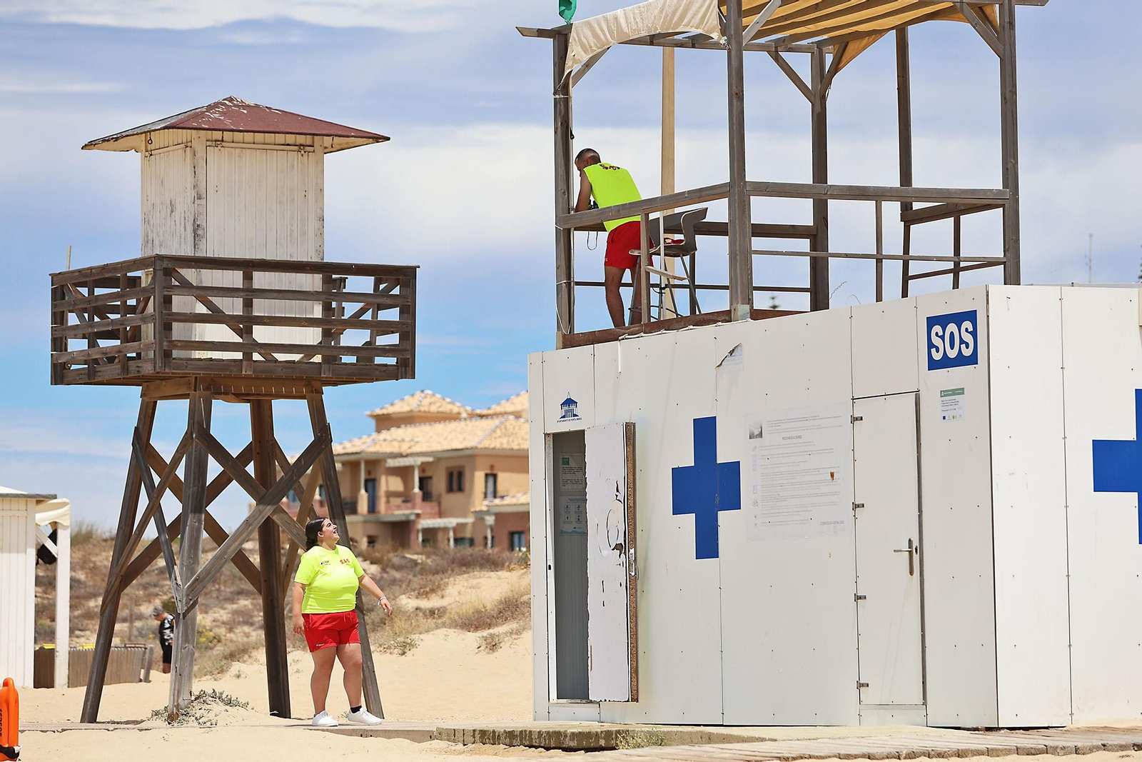 Ambiente en las playas de Huelva el último domingo de junio (39).JPG