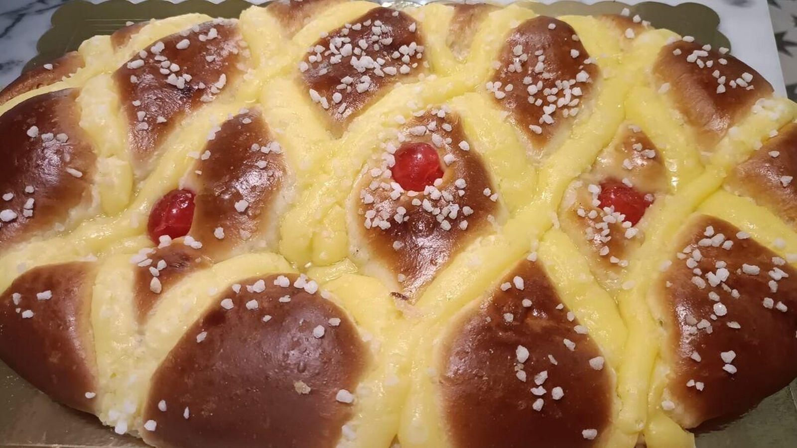 Las guindas son otro de los ingredientes indispensables en esta receta de verano Las guindas son otro de los ingredientes indispensables en esta receta de verano
