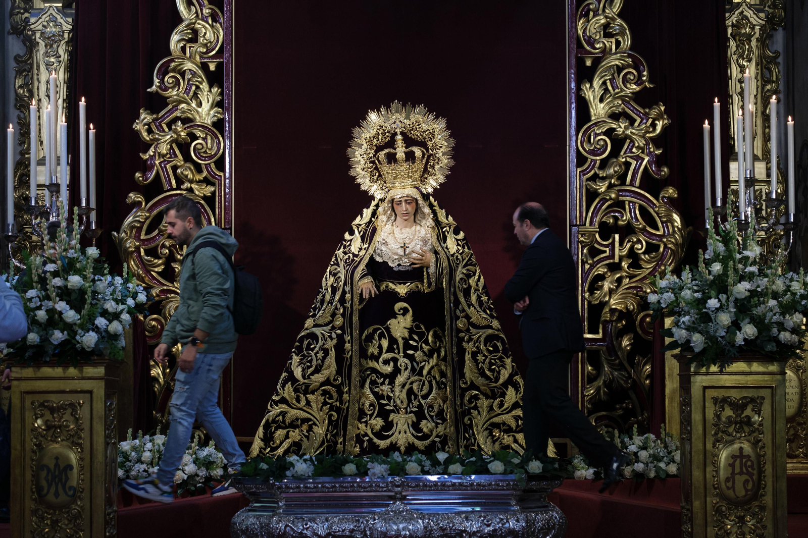 Las imágenes del besamanos a la Virgen de la Amargura
