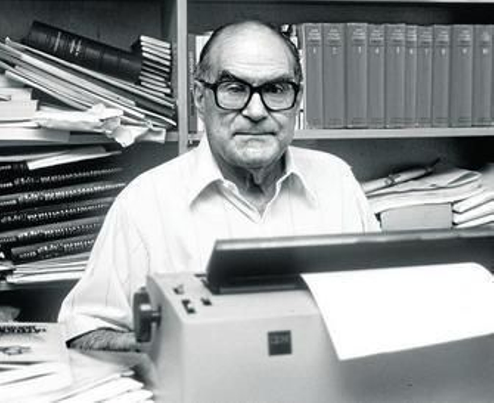 Apropiación y menosprecio de Julián Marías