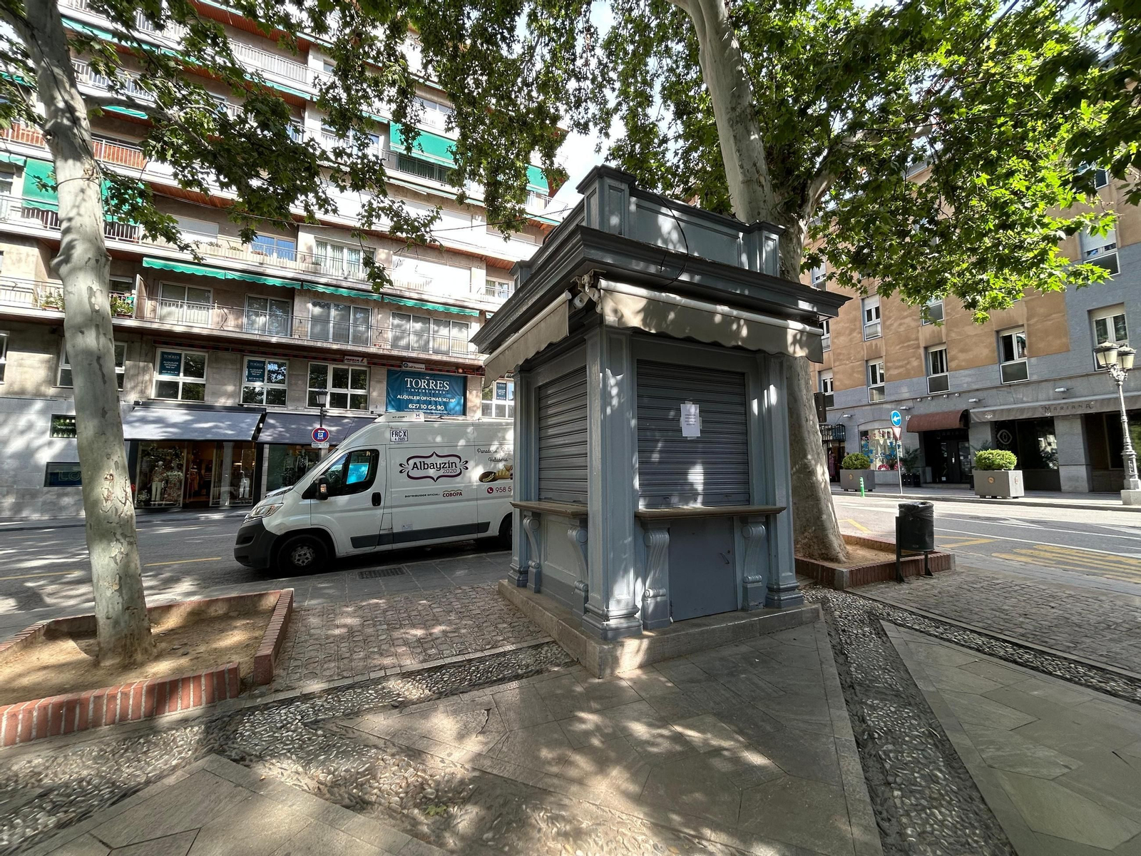 Imagen del quisco de la panadería de 'la Mariana', cerrado temporalmente.