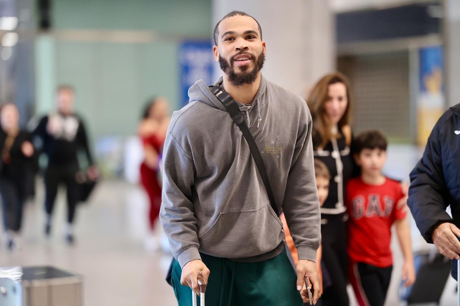 Justin Cobbs, último fichaje del Unicaja, ya está en Málaga.