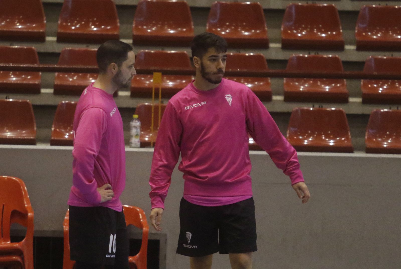 Fotografías: Los brasileños Caio César y Lucas Perin ya se entrenan con el Córdoba Futsal